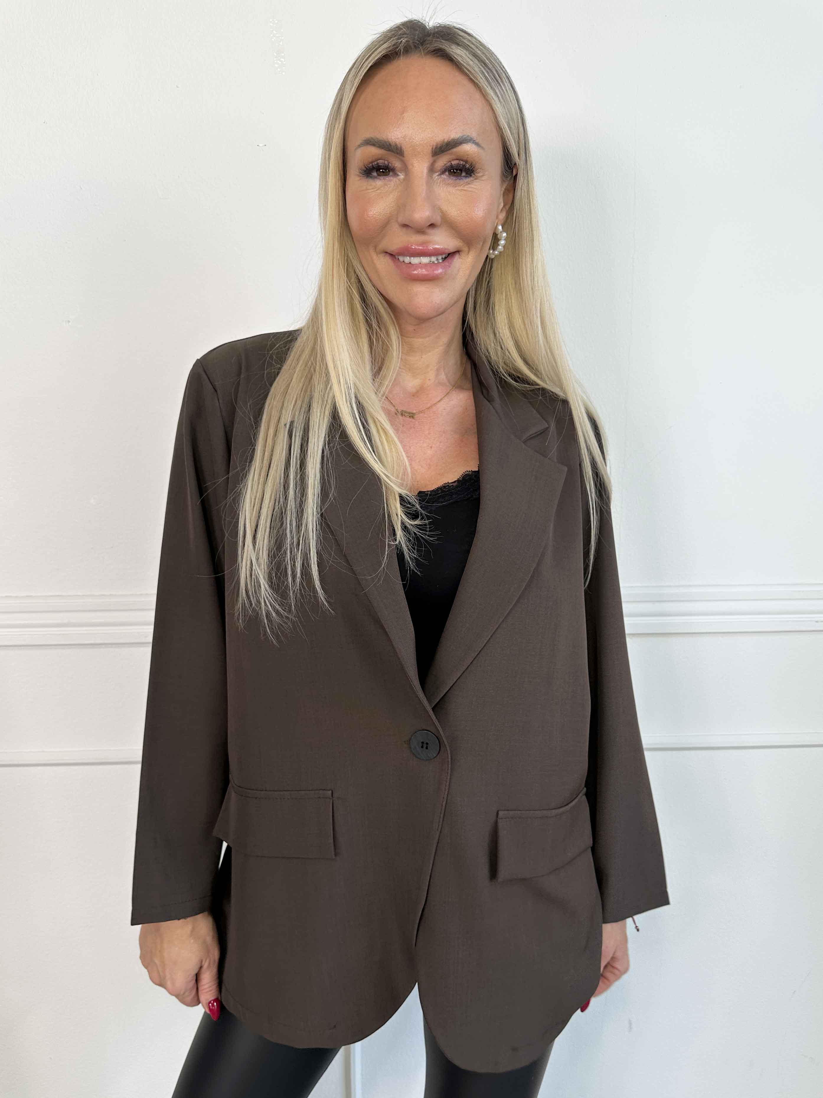 Lanthe Plain - Snygg enfärgad kavaj